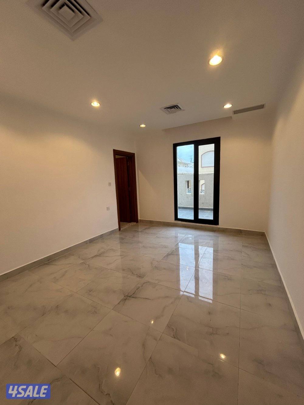 شقة للإيجار فى سلوى _تشطيب سوبر1