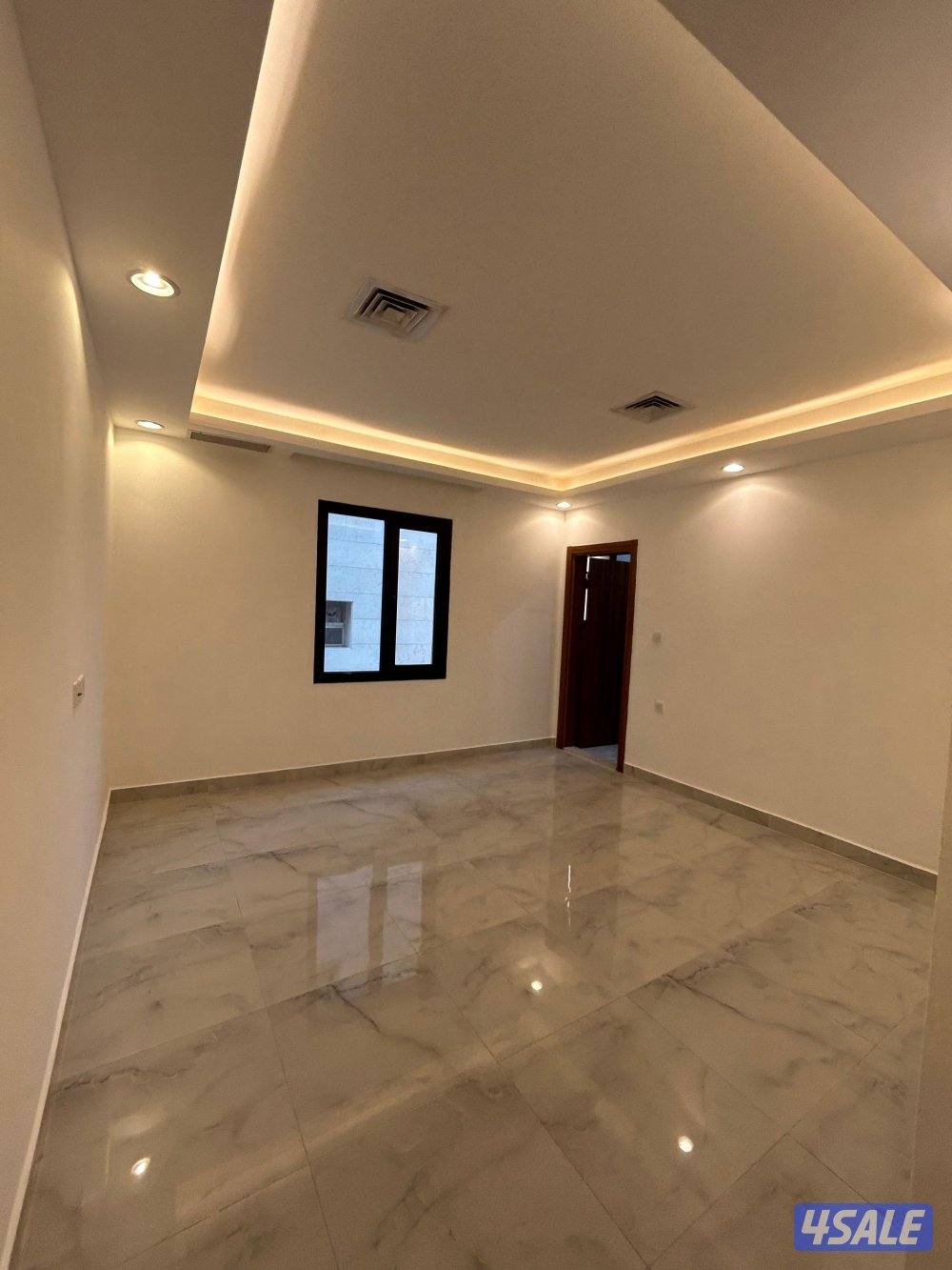 شقة للإيجار فى سلوى _تشطيب سوبر4