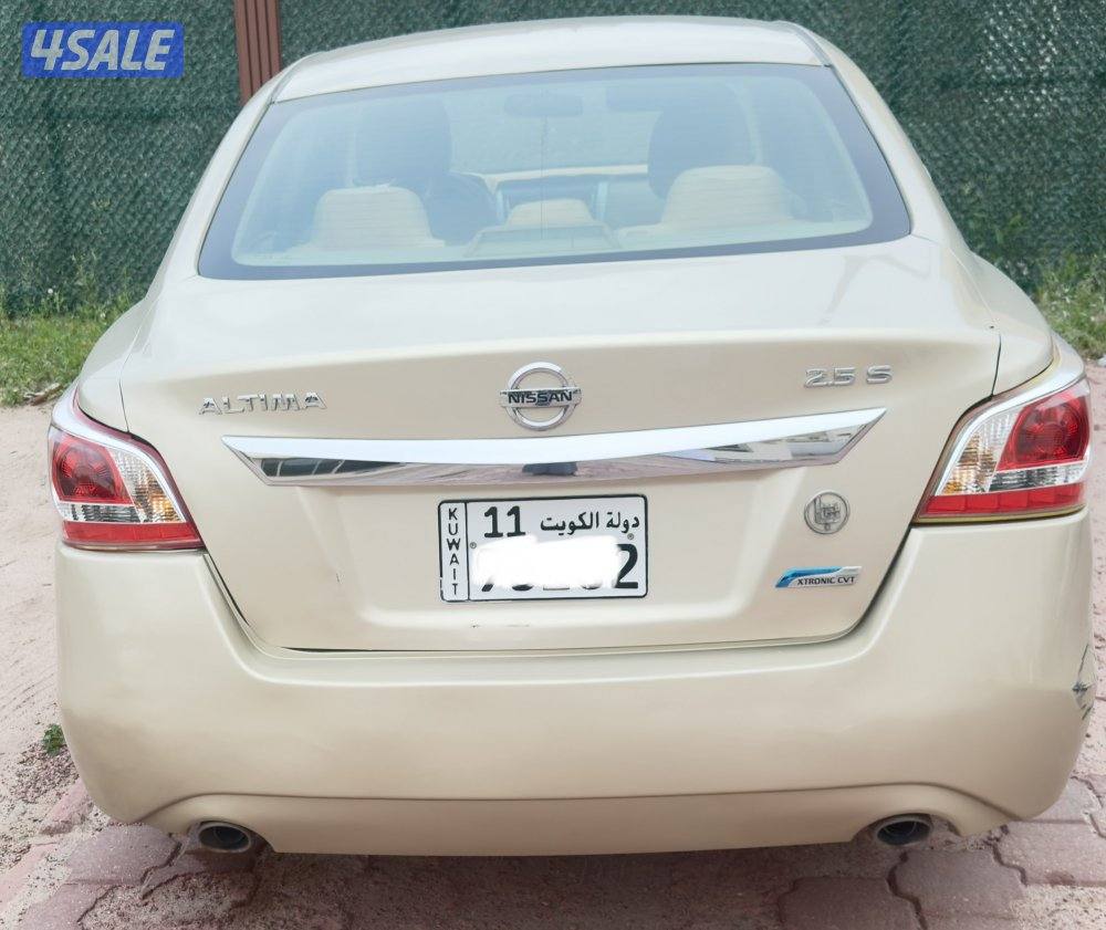 التيما 2014 نظيف تم عمل لها سيرفس ميجر وداخليه جديد ومكيف لاتحتاج شي2