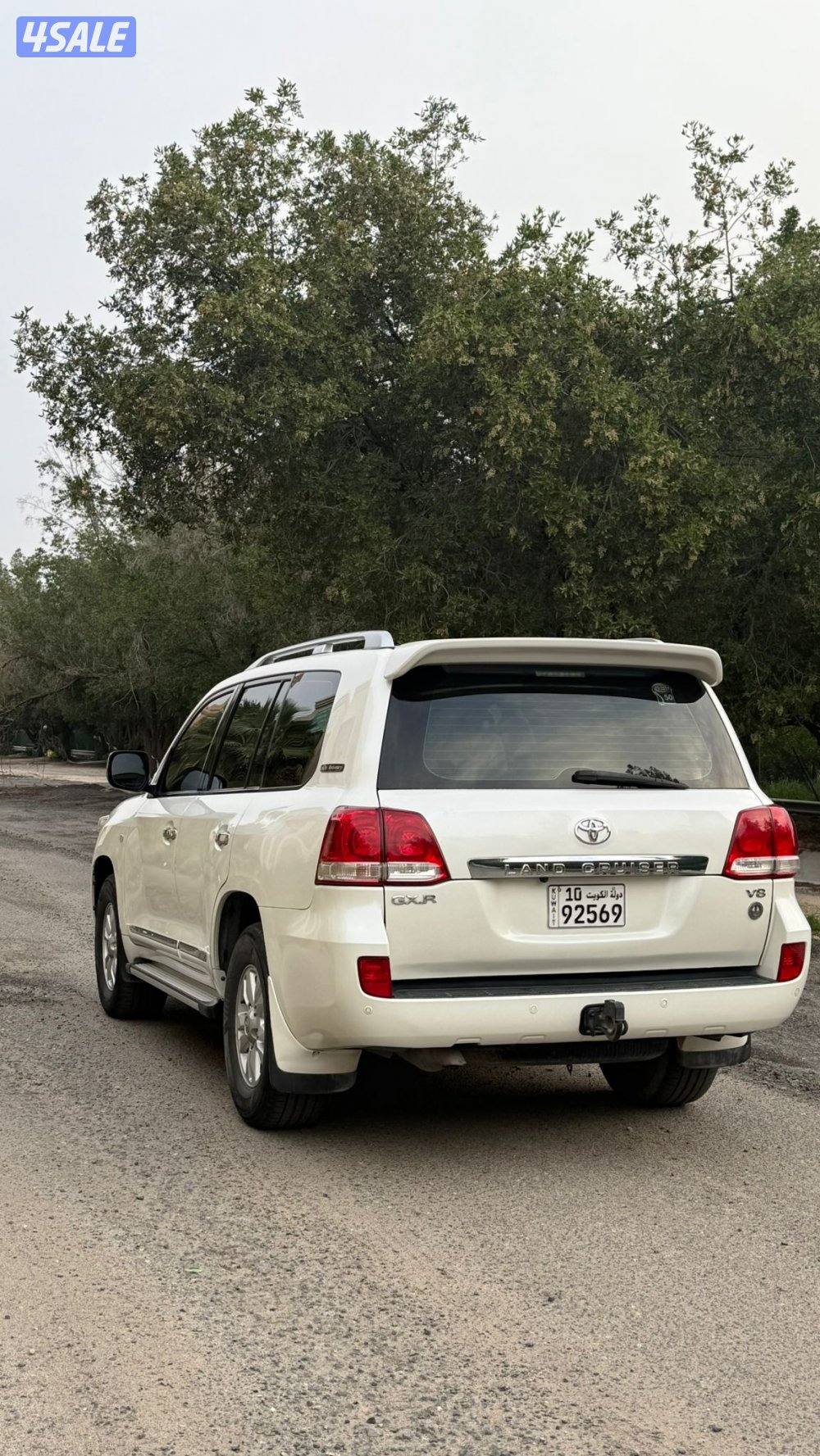 لاند كروز GX.R V8 ٢٠١١ الساير عداد ٣٥٠ ألف شرط الفحص صبغ ٣ قطع1