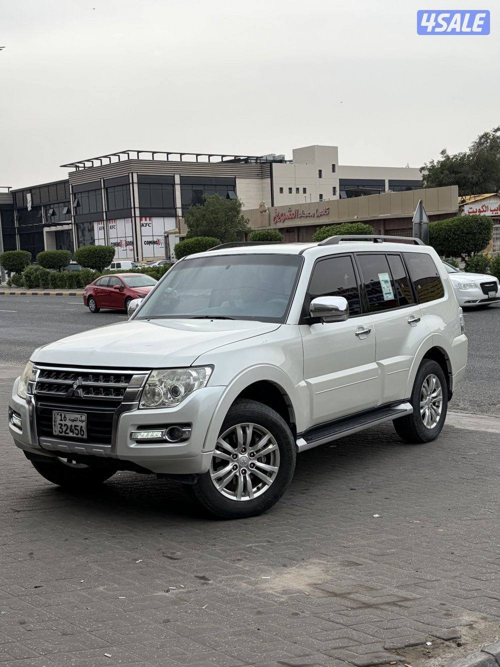 للبيع باجيرو ٢٠١٨0