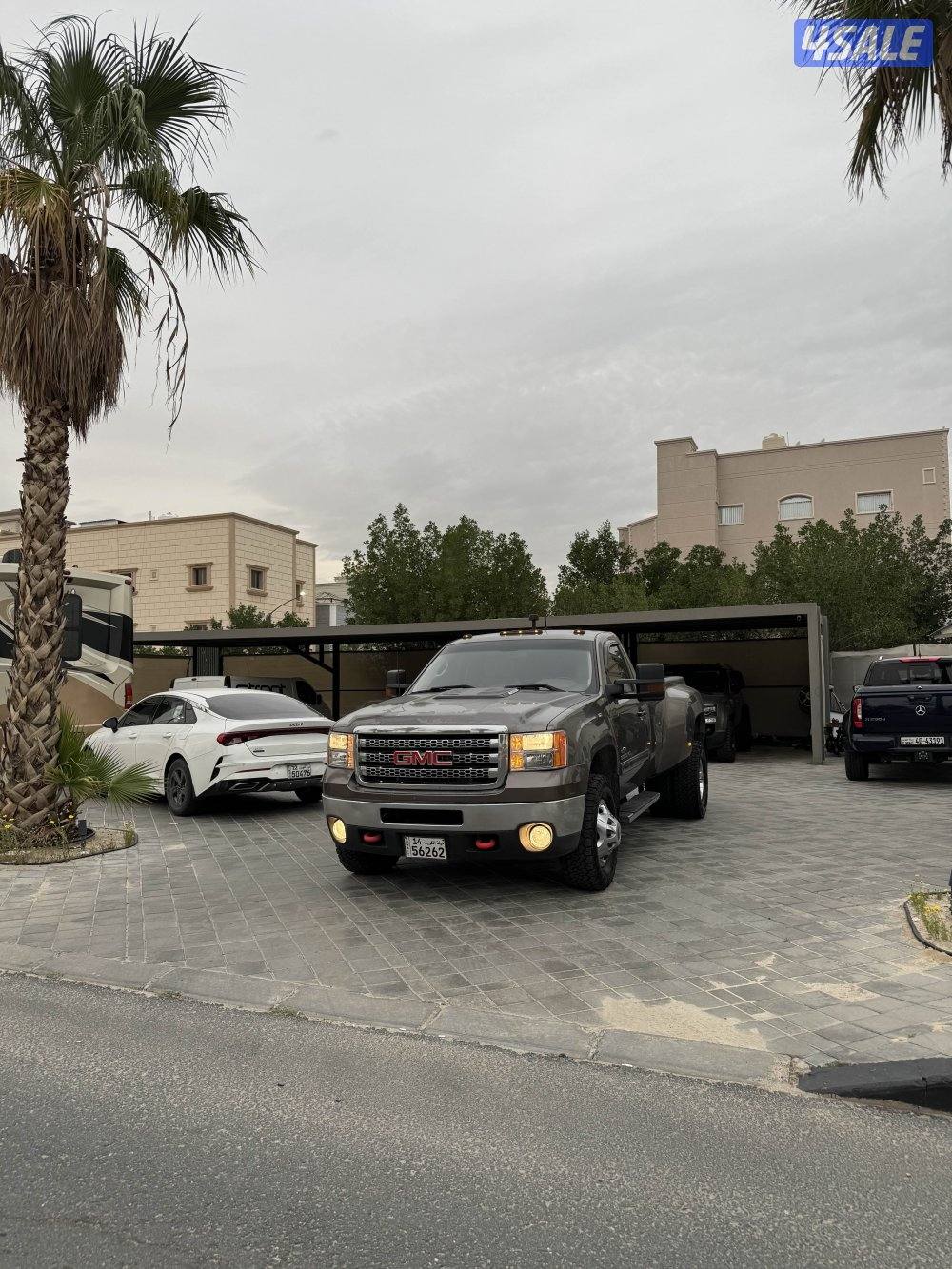 للبيع جي ام سي سيرا ( دولي ) موديل 2013 ماشي 227 وكاله البحرين8