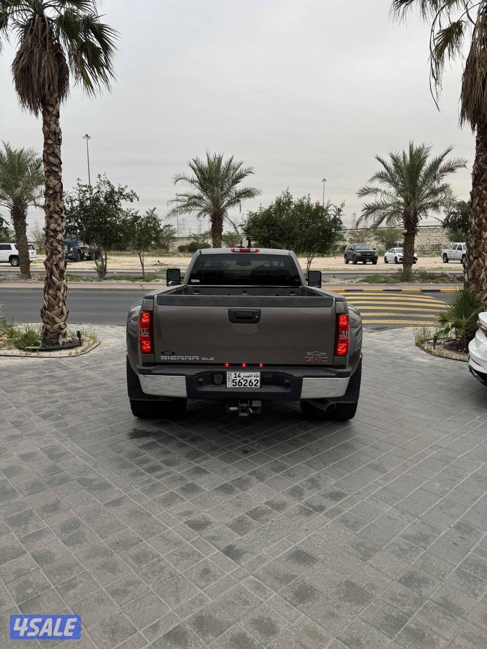 للبيع جي ام سي سيرا ( دولي ) موديل 2013 ماشي 227 وكاله البحرين9