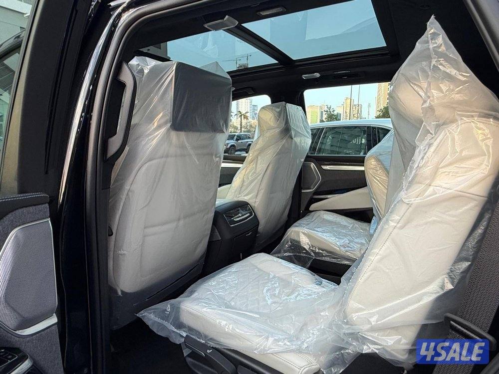 للبيع اودي Q5 موديل 2018 بحاله نادره جدا عداد /53 الف كم صبغ الوكاله14