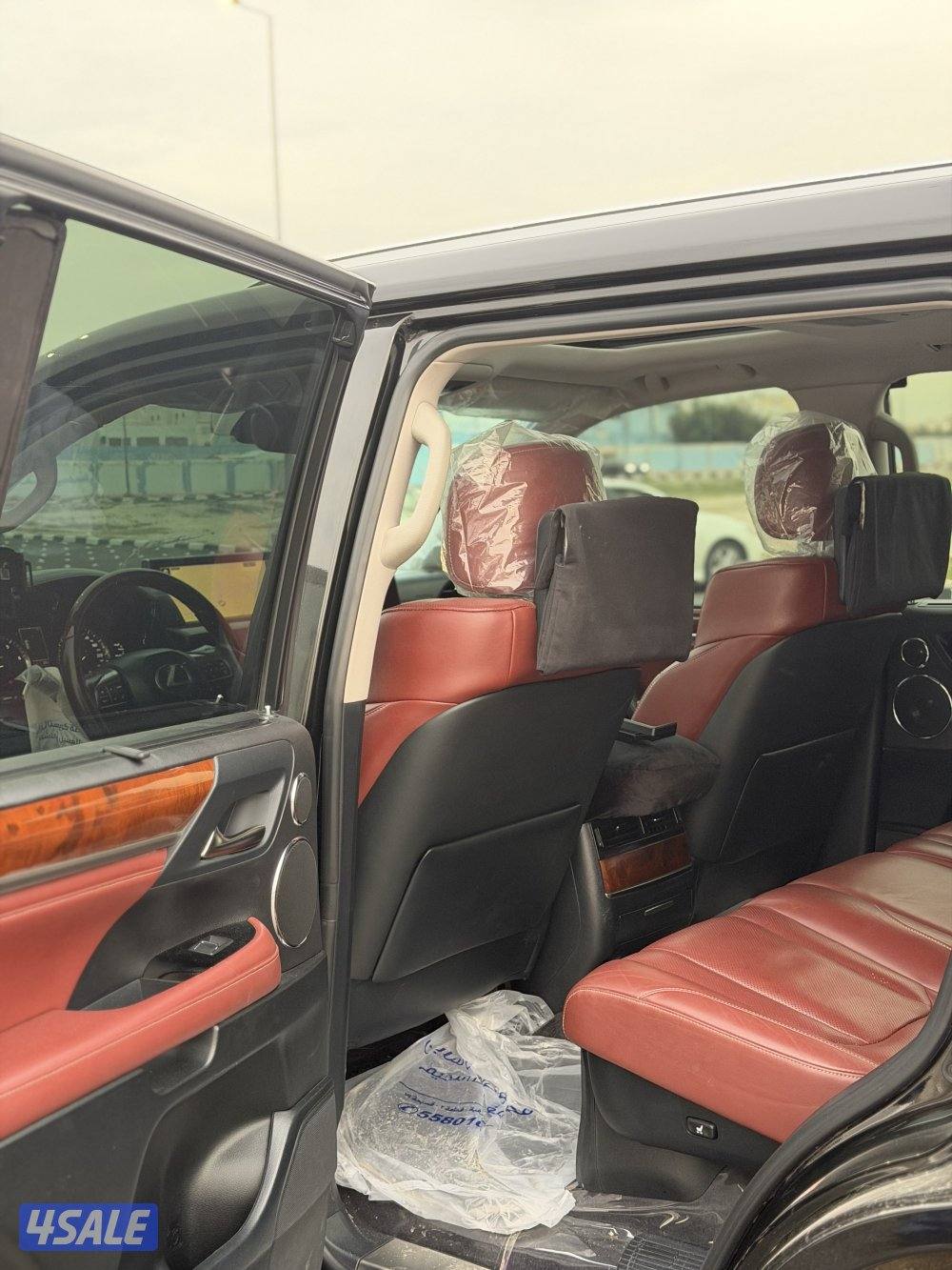 للبيع لكزس سبورت الدرجه الاوله 2018 وارد الساير صبغ الوكاله بالكامل1