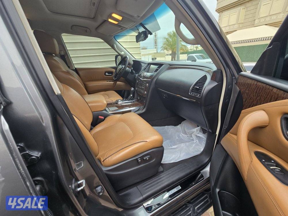 بلاتنيوم الدرجة الاولي ٨ سلندر مكينة ٣٢٠ الاقتصادية الكامل ،موديل 20150