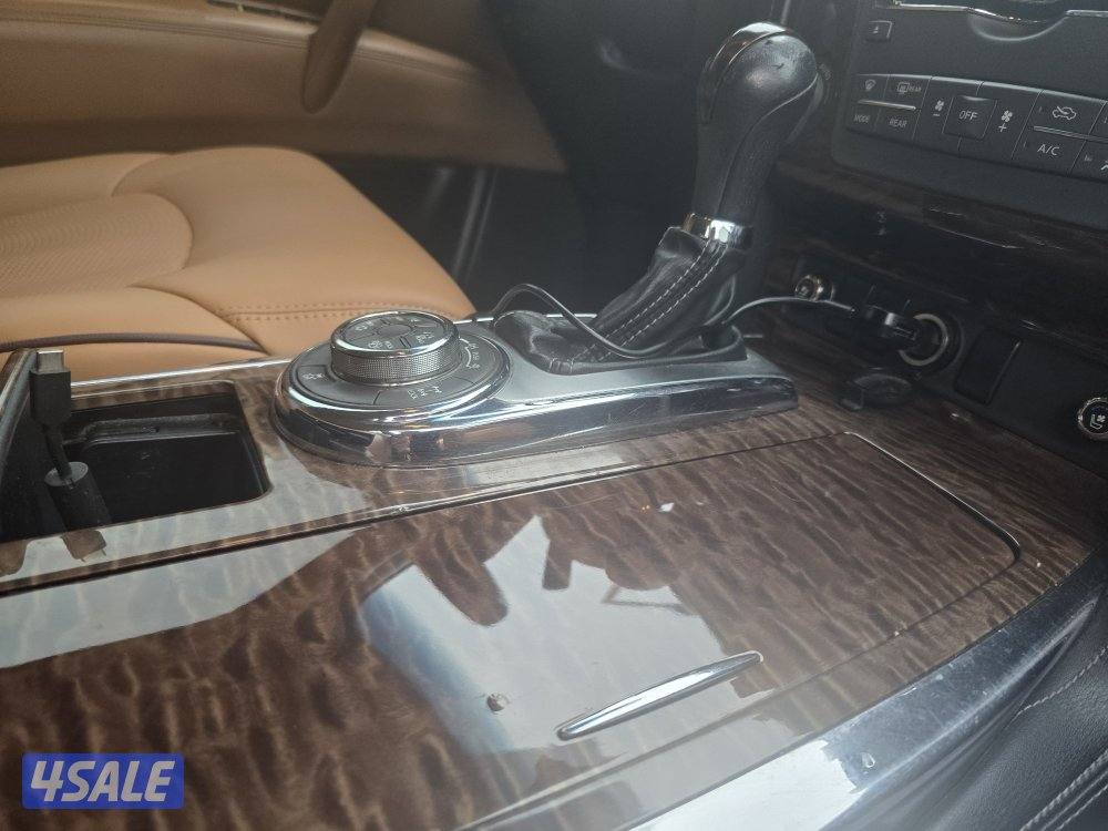 بلاتنيوم الدرجة الاولي ٨ سلندر مكينة ٣٢٠ الاقتصادية الكامل ،موديل 20153