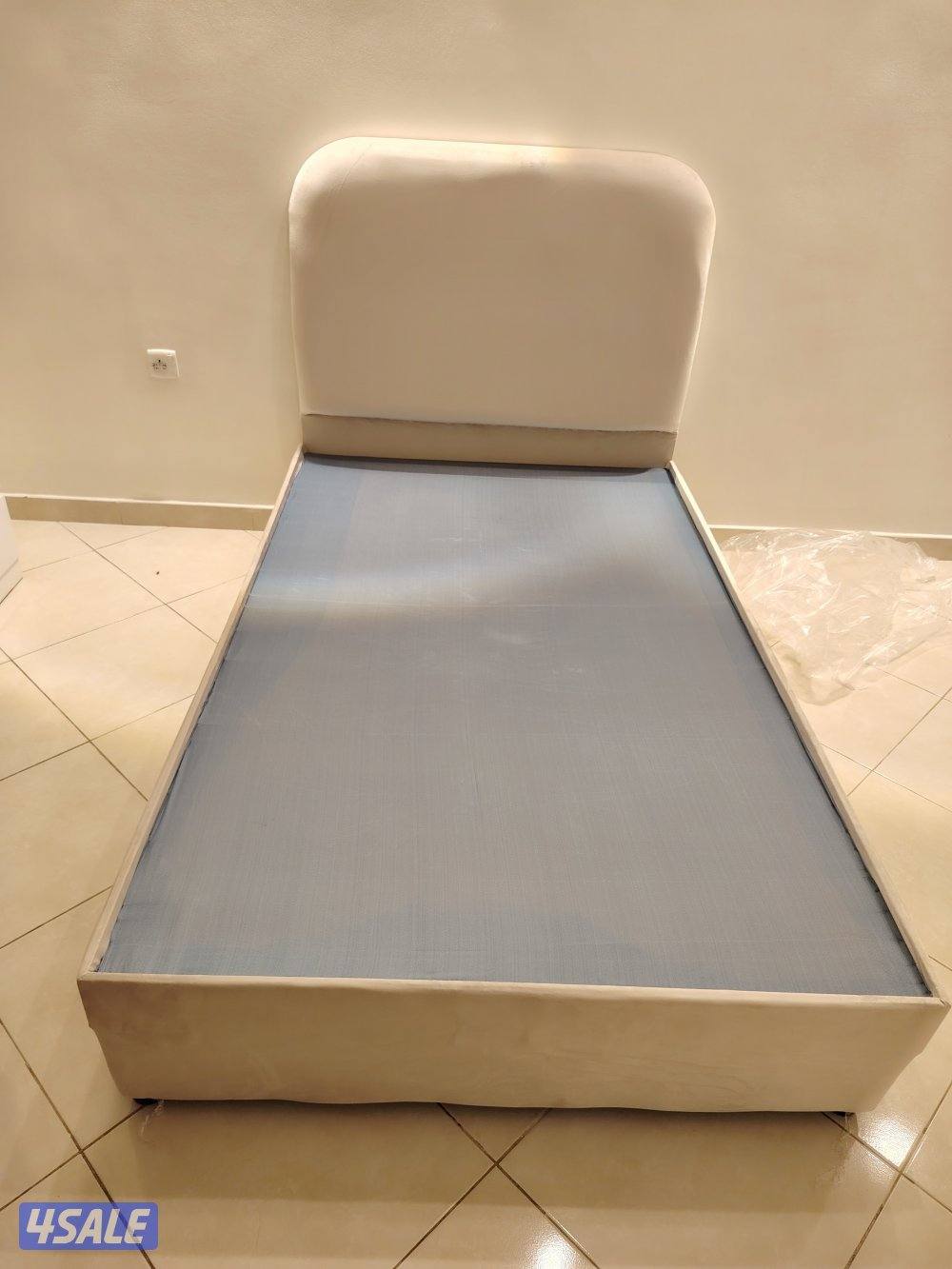 سراير طبي وفرشات فندقي باقل وأرخص الأسعار وجميع الدزينات والالوان متوف0