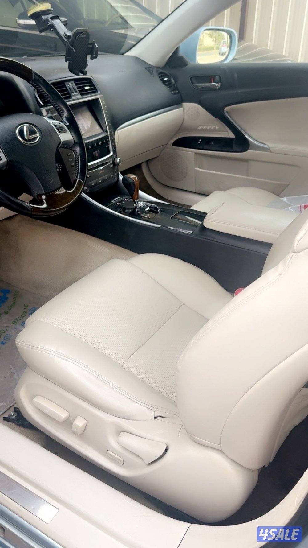 لكزس باب واحد 20123