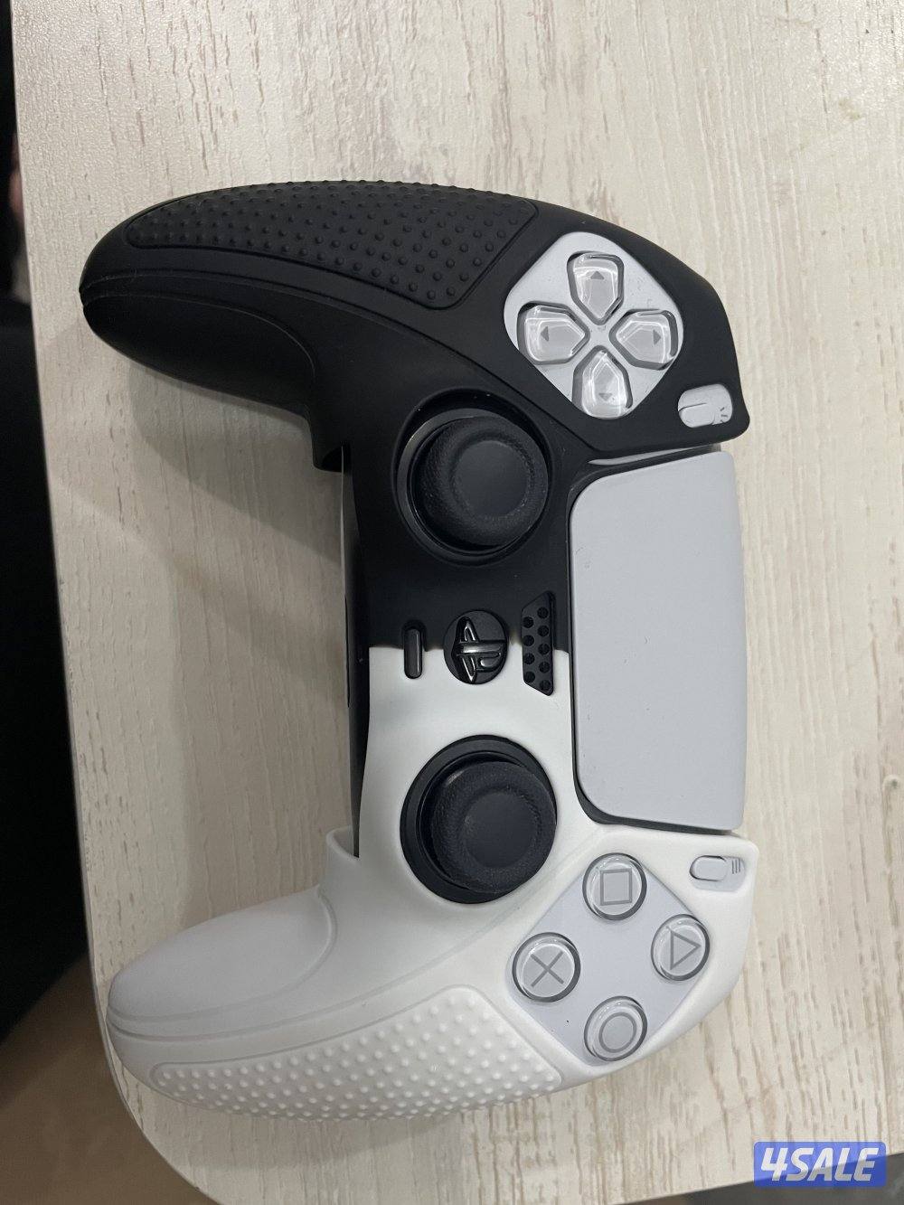 يده سوني 5 نظيفه1