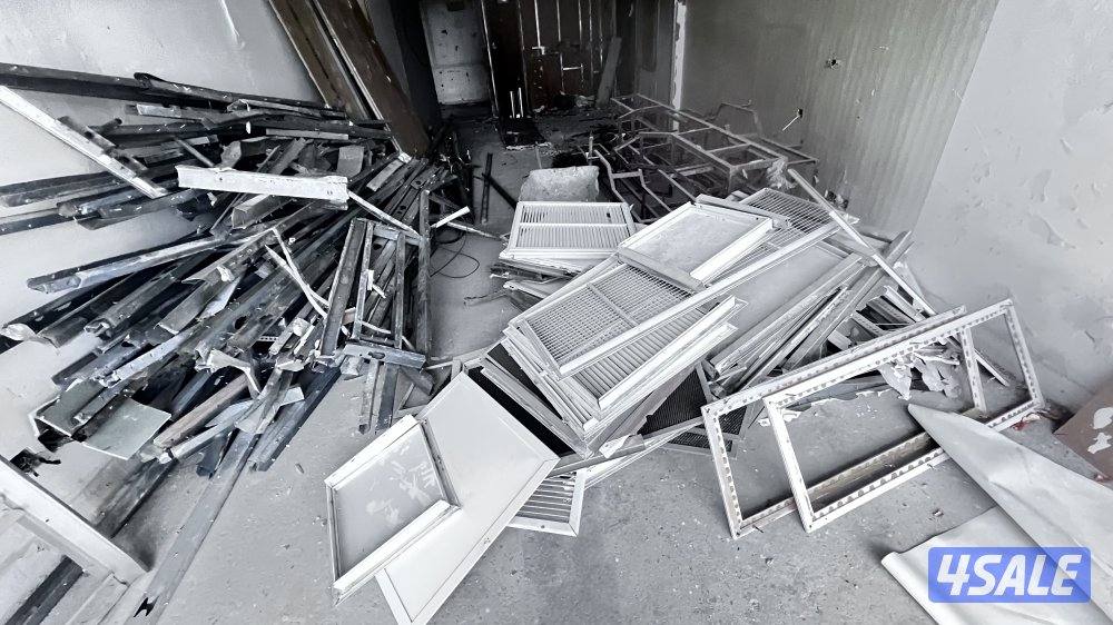 ابويوسف لشراء جميع أنواع السكراب وازاله الاغراض الهالكه الي المحرقه 👍👍0