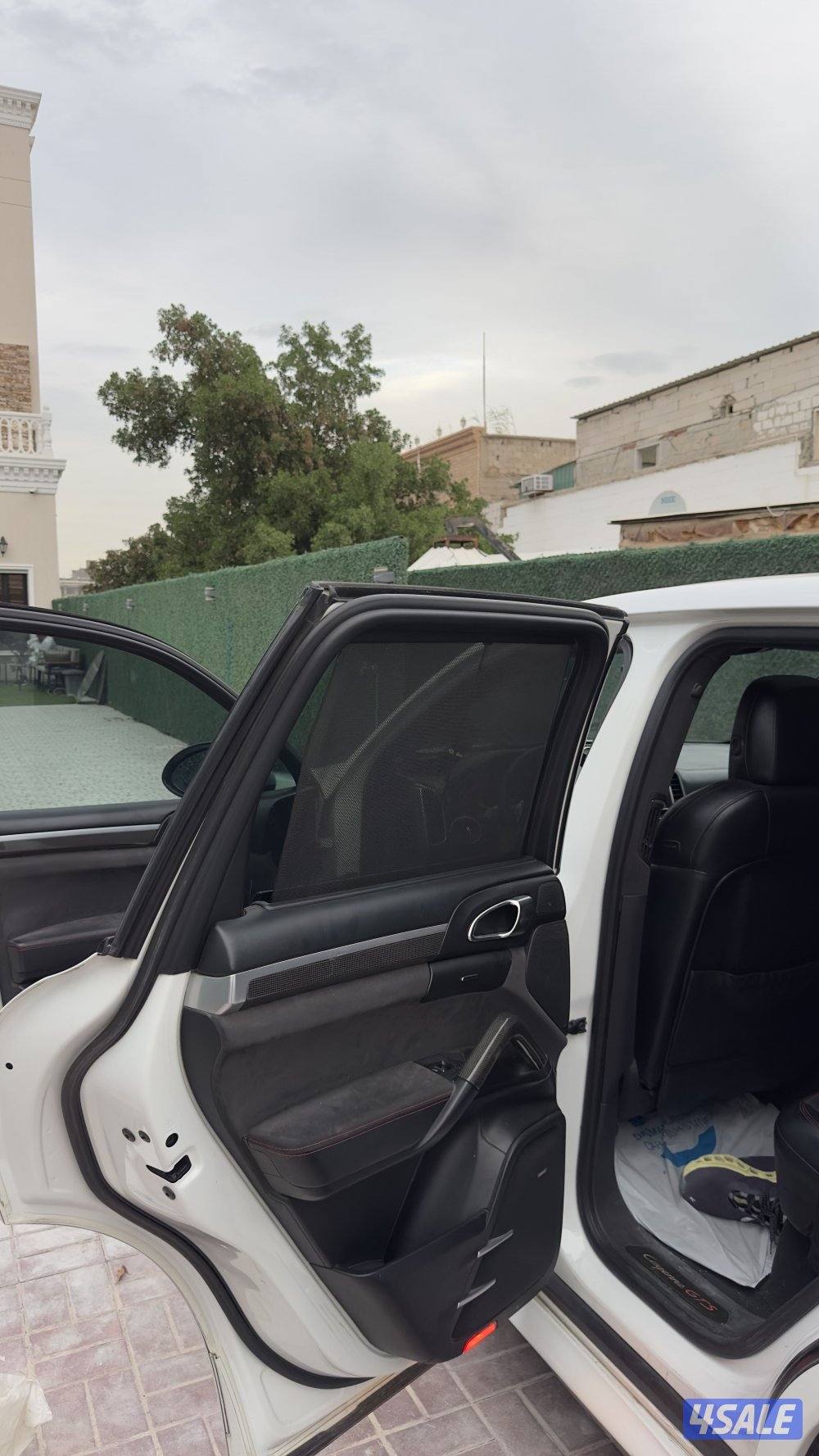 للبيع بورش كايين GTS5