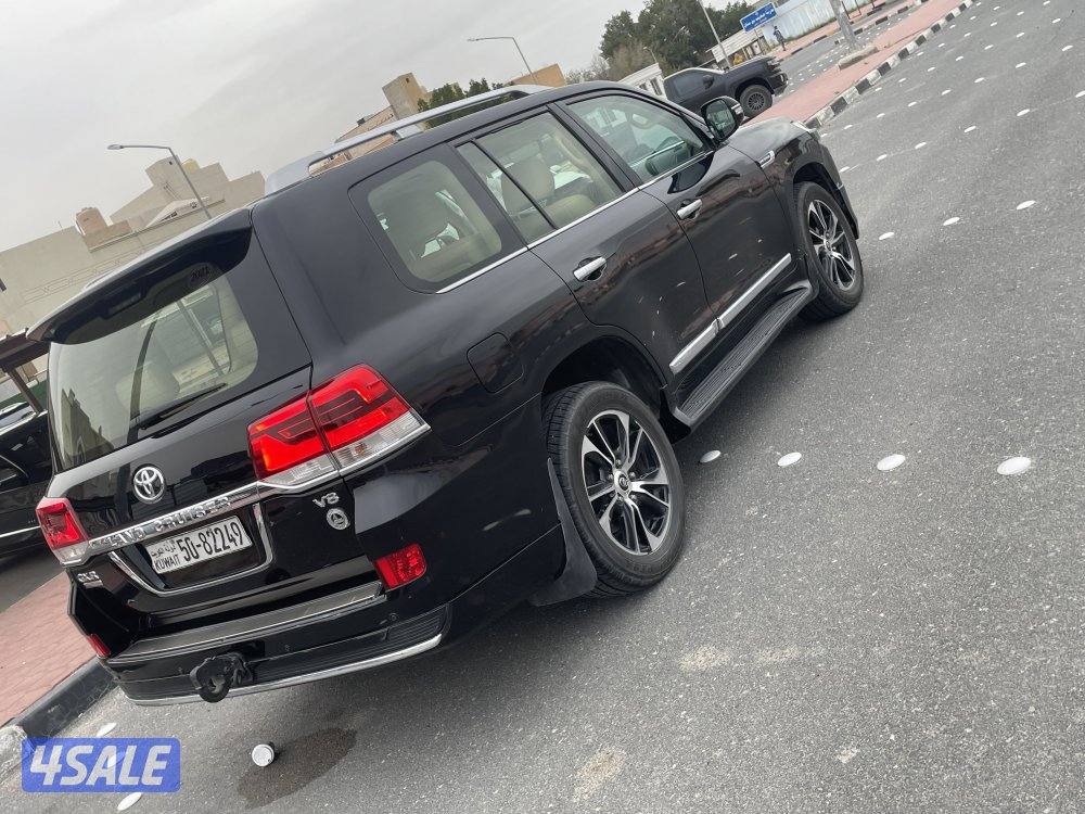 للبيع لاند4