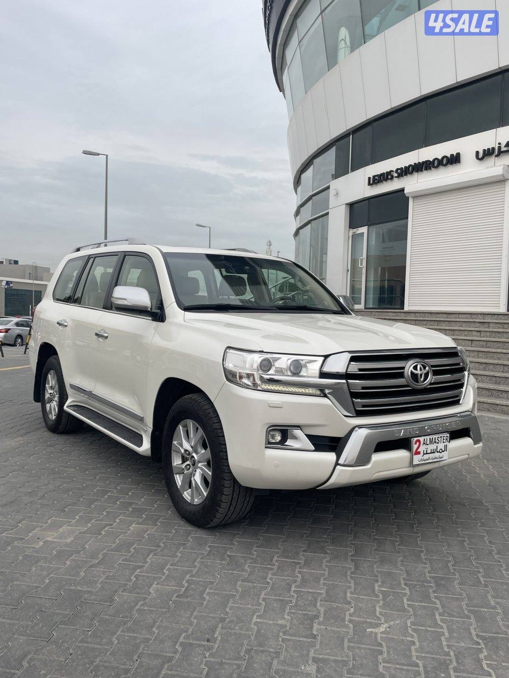 للبيع لاند كروزر VXR موديل 2016 وارد الساير1