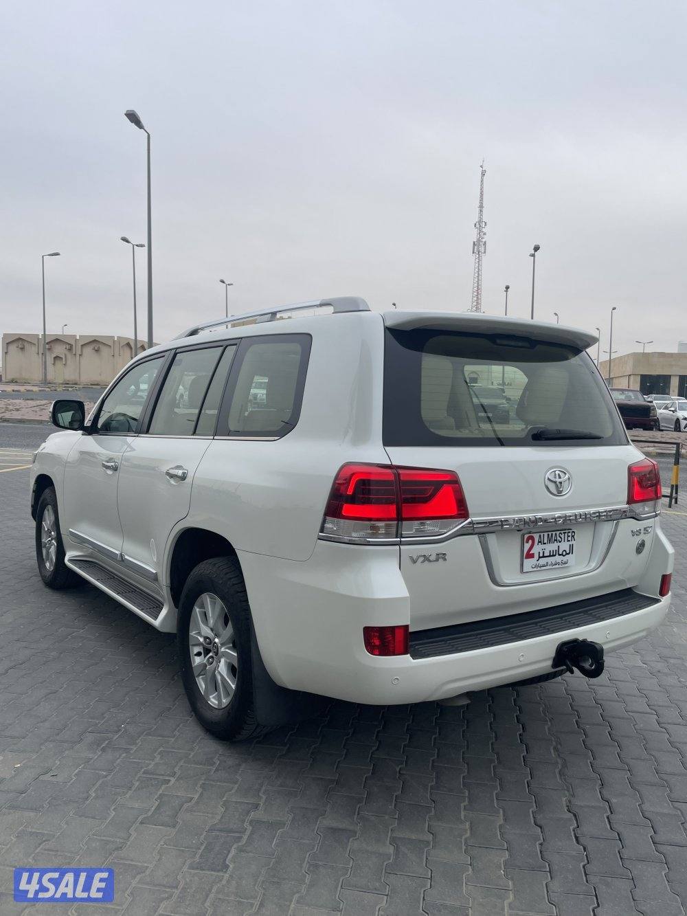للبيع لاند كروزر VXR موديل 2016 وارد الساير2