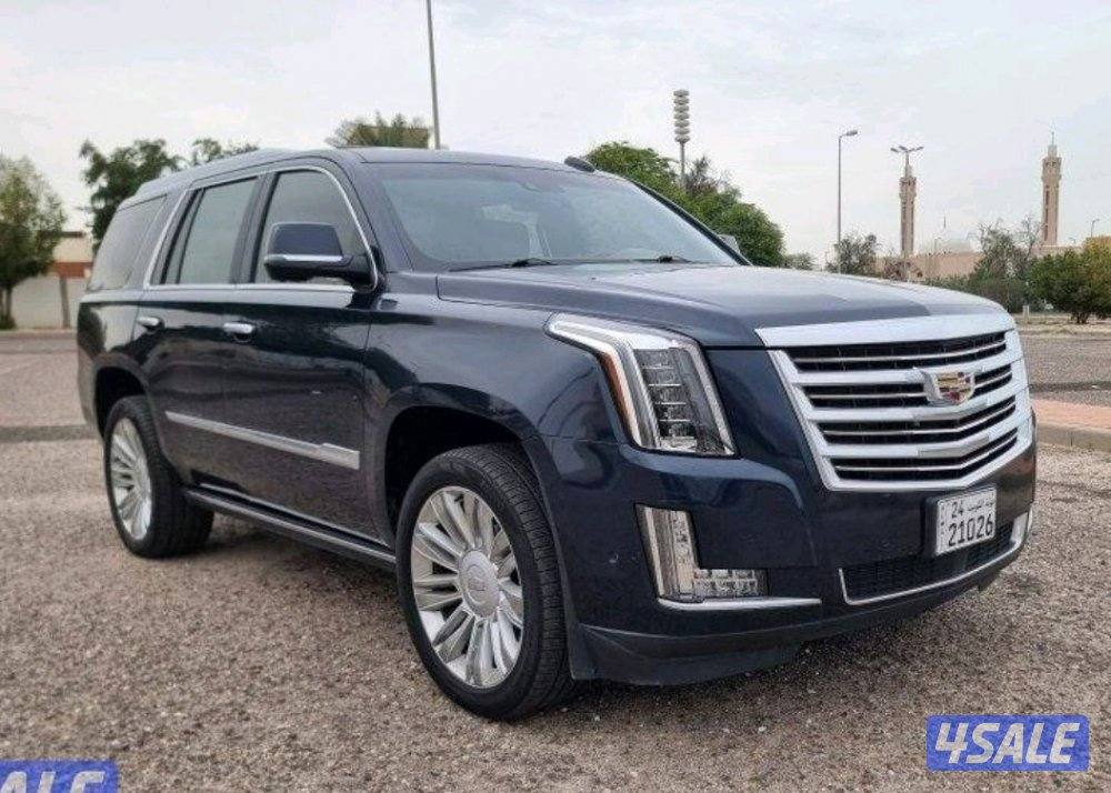 اسكاليد بلاتينيوم 2017 بحالة نادرة0