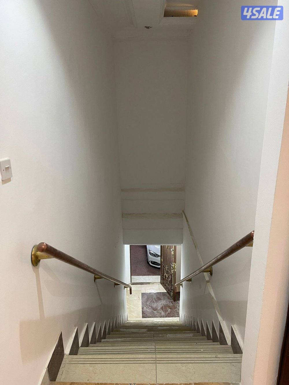 البيوت الصفر0