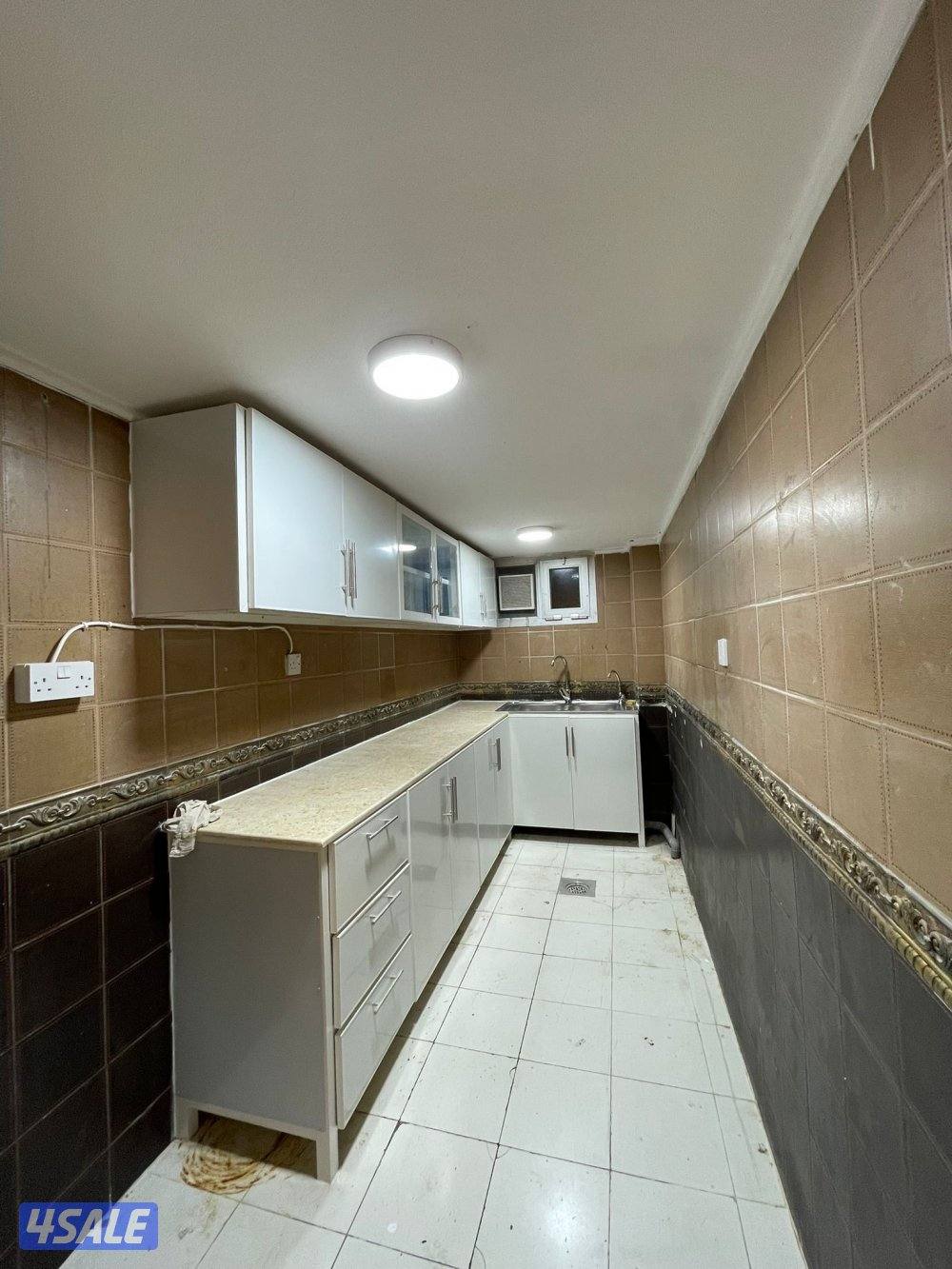 البيوت الصفر7