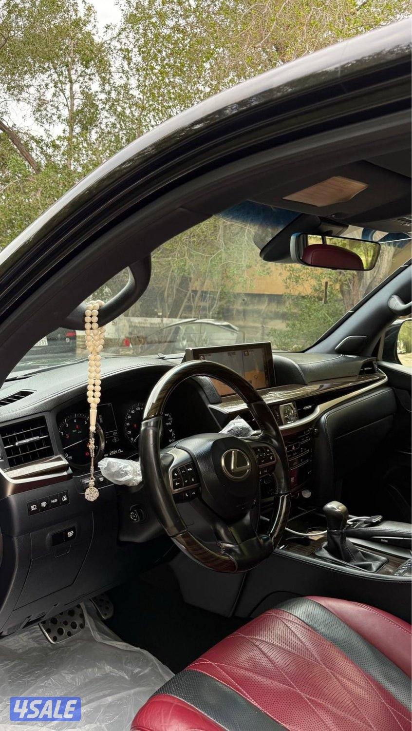 للبيع Lx570 - 2019  بلاك اديشن صبغ الوكاله ..4