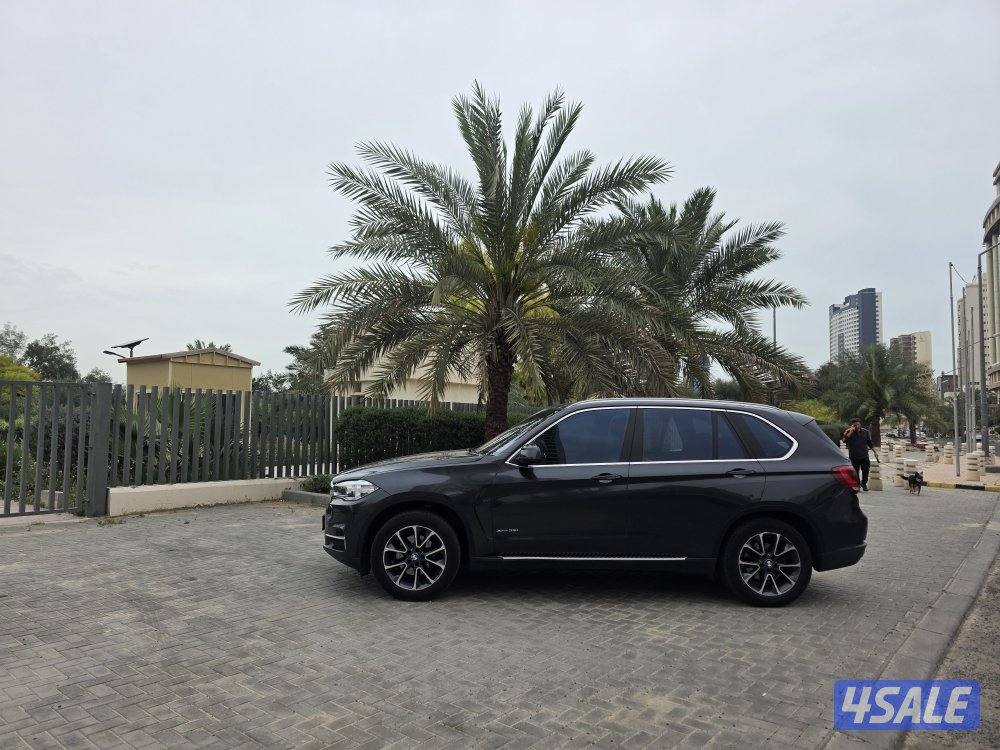للبيع BMW X5 موديل 2015 - بحالة نادرة - ممشى قليل جداً1