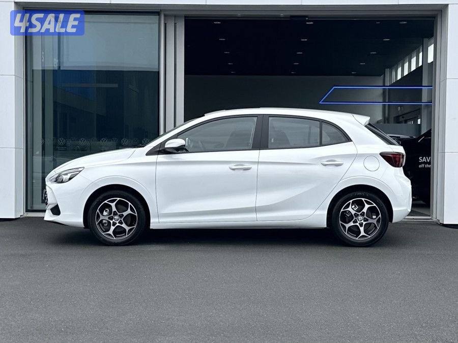 Mg3 استلام من الوكاله بأقل من سعرها 500  دينار سيارتين0