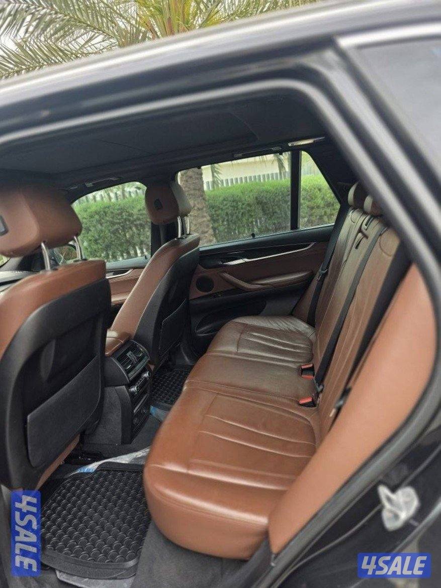 للبيع BMW X5 موديل 2015 - بحالة نادرة - ممشى قليل جداً7
