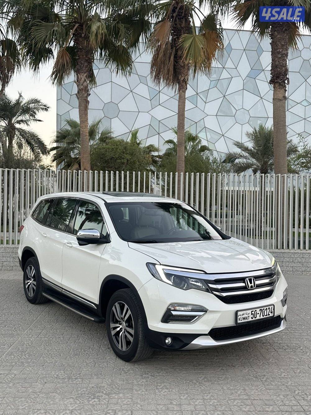 هوندا بايلوت 2018 فتحة .. جلد CarPlay2