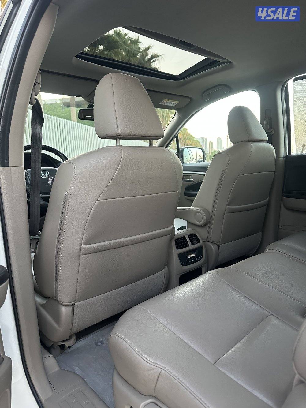 هوندا بايلوت 2018 فتحة .. جلد CarPlay5