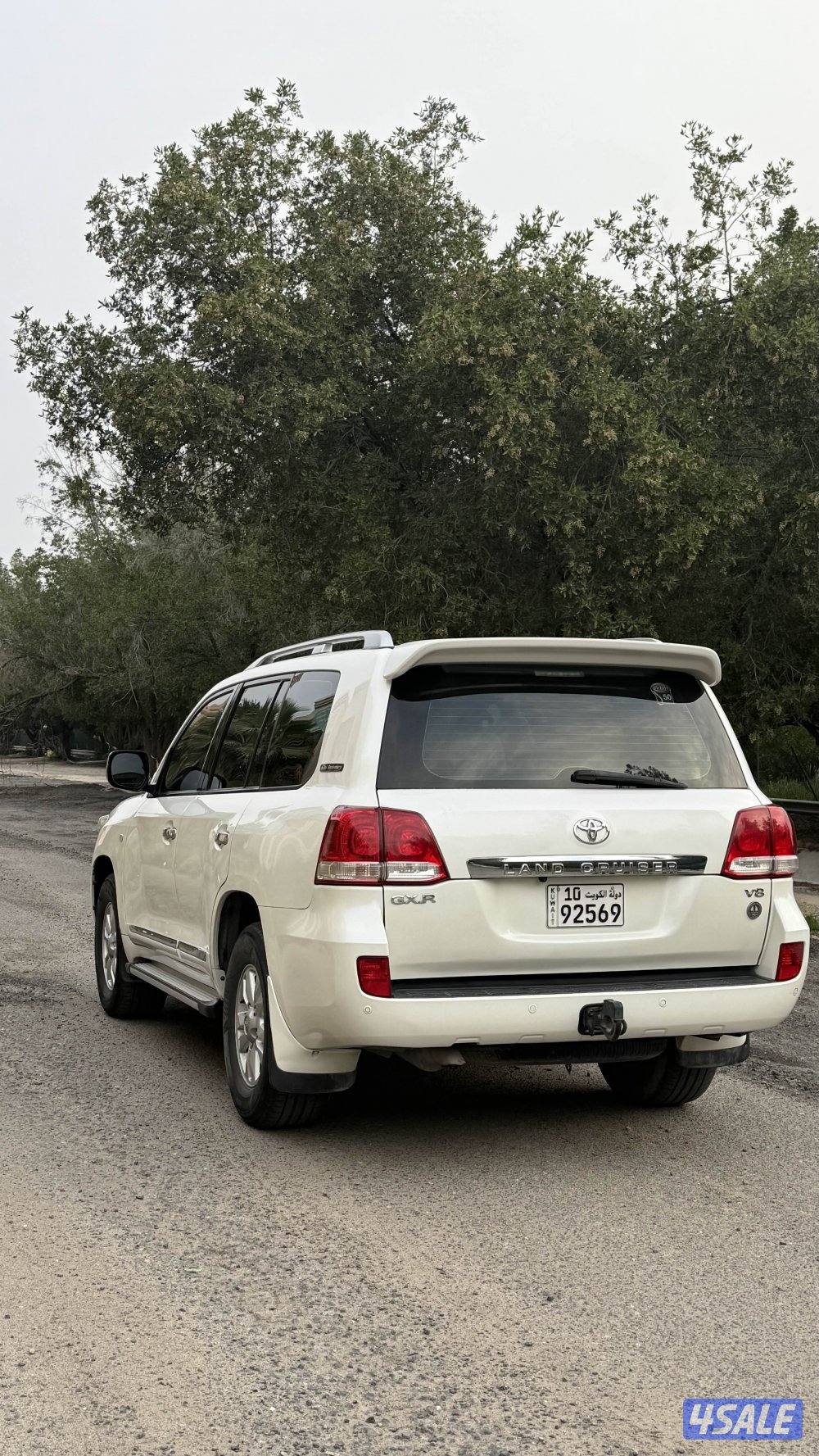 لاندكروز بحالة الوكاله3