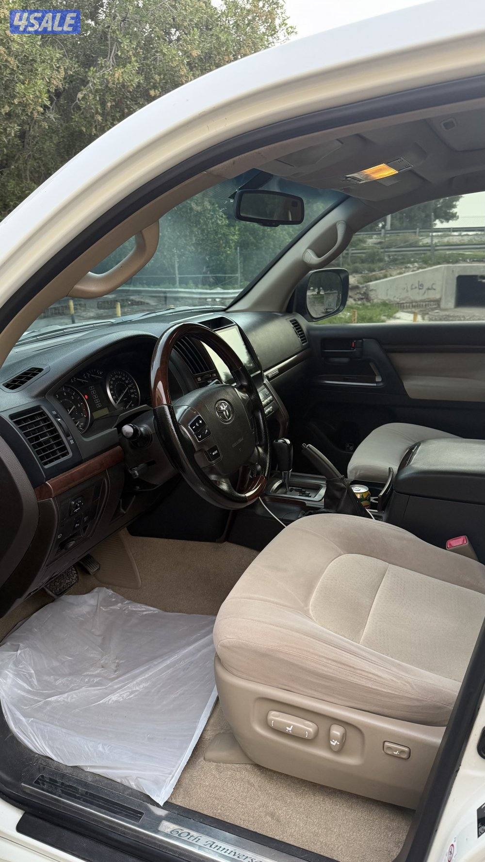 لاندكروز بحالة الوكاله6