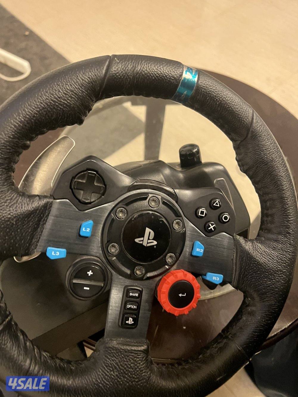 سكان مستعمل مافي شي نضيف يركب على كلشي إلا.   إكسبوكس    الصامل  يكلمن0