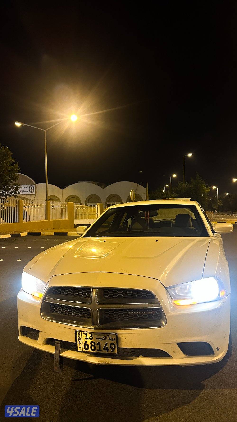 دودج تشارجر 20142