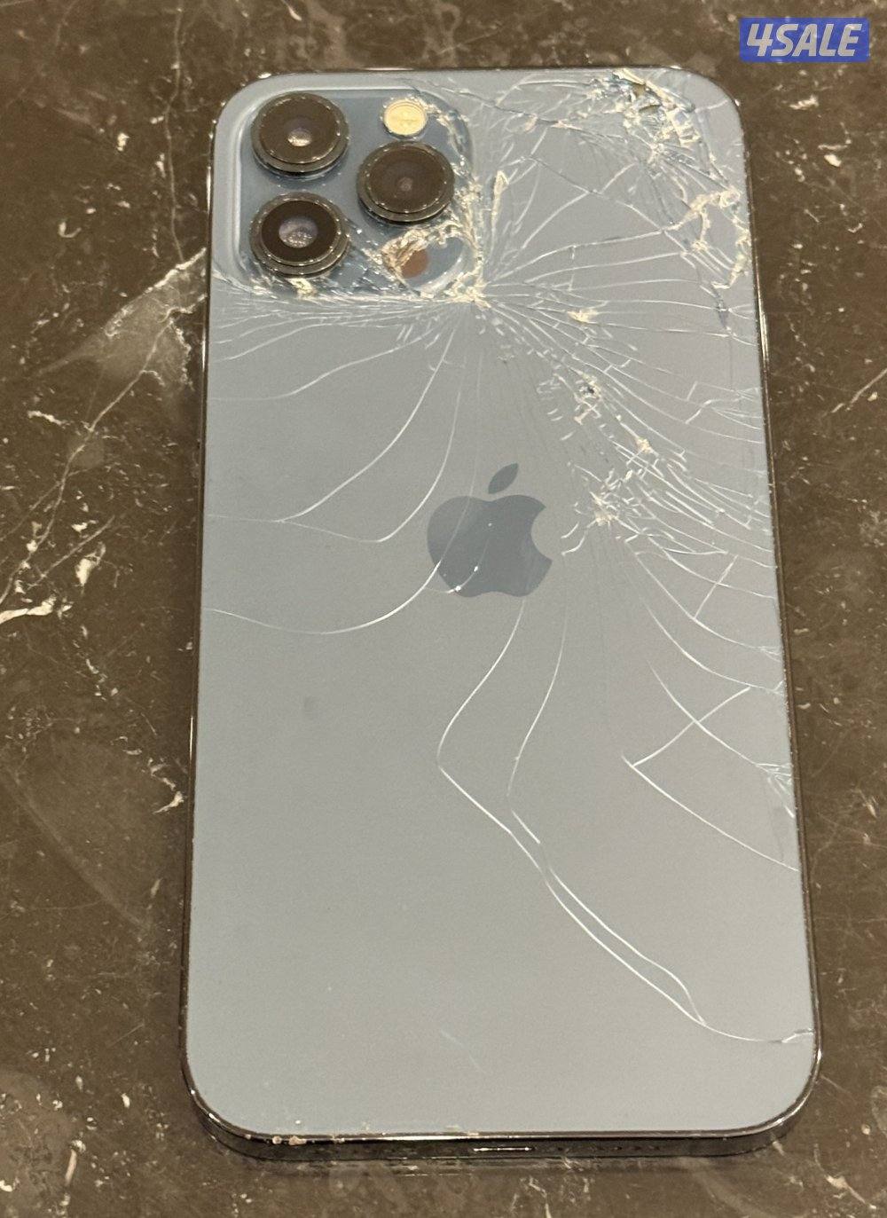 جهازين ايفون 12 بروماكس /Two iPhone 12 Pro Max devices3