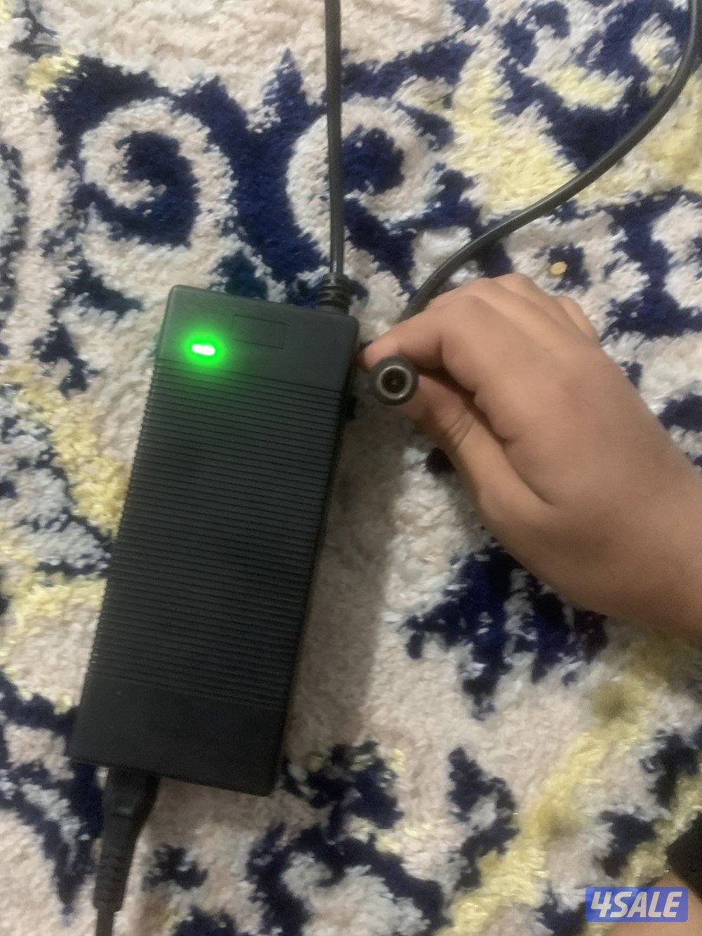 للبيع شاحن سكوتر جيد جدا2