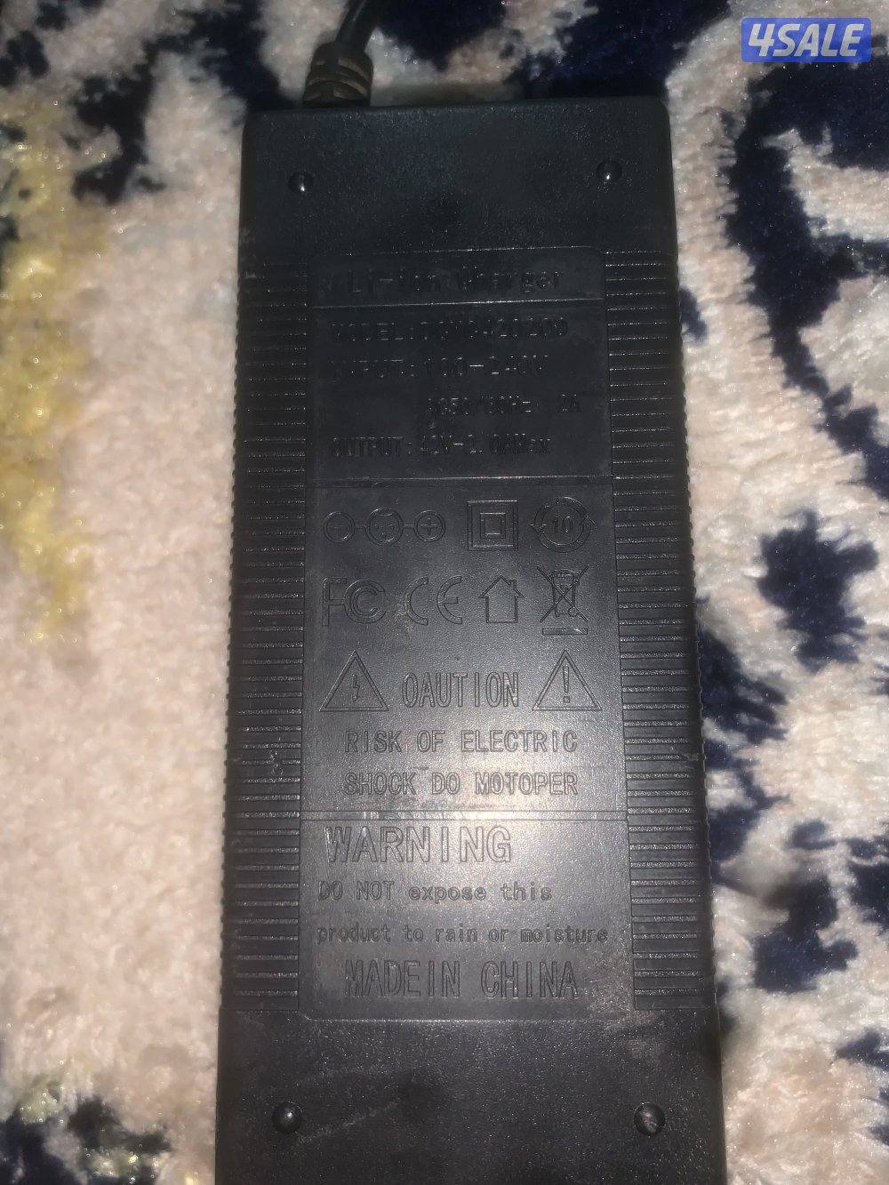 للبيع شاحن سكوتر جيد جدا3