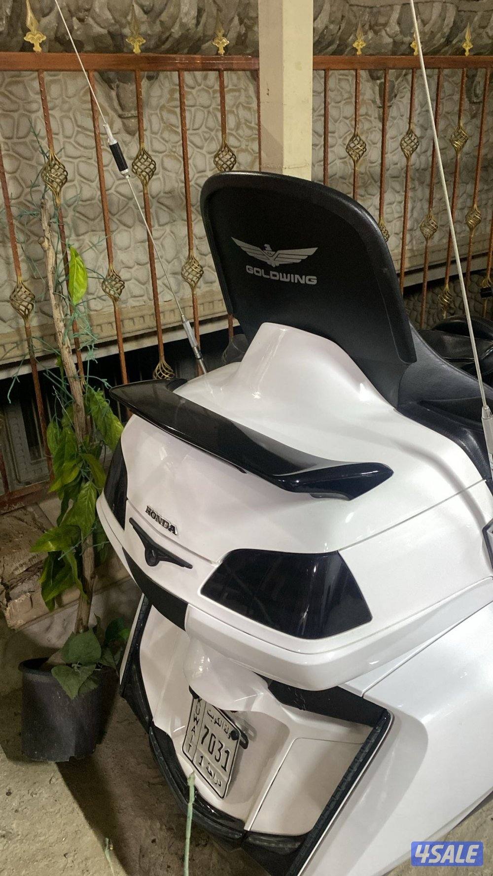 للبيع جولد وينج 20144