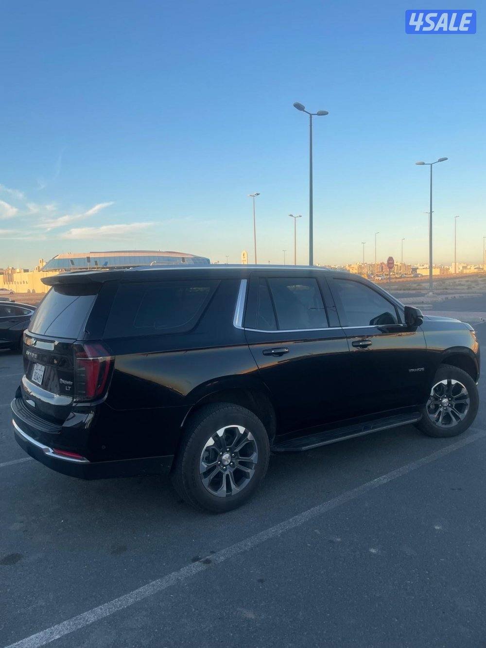 للبيع تاهو LS بحاله الزيرو4