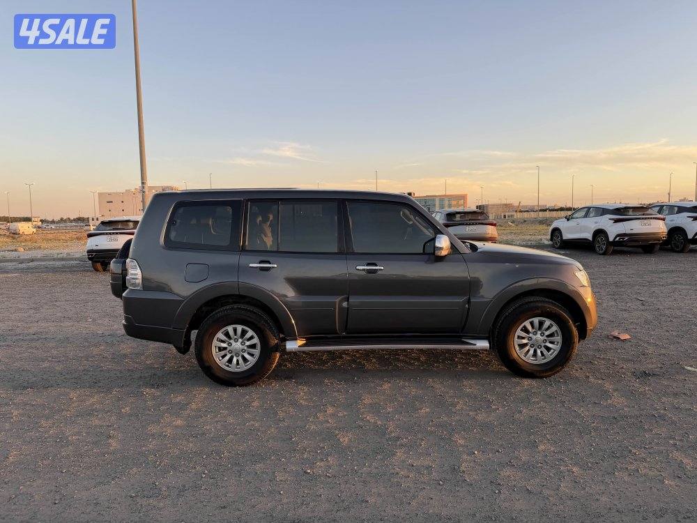 باجيرو 2012 نظيف ومرتب2