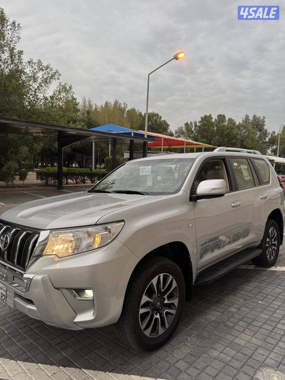 للبيع برادو TXL 2022 الدرجة الاولى عداد 68 الف صبغ الوكالة0