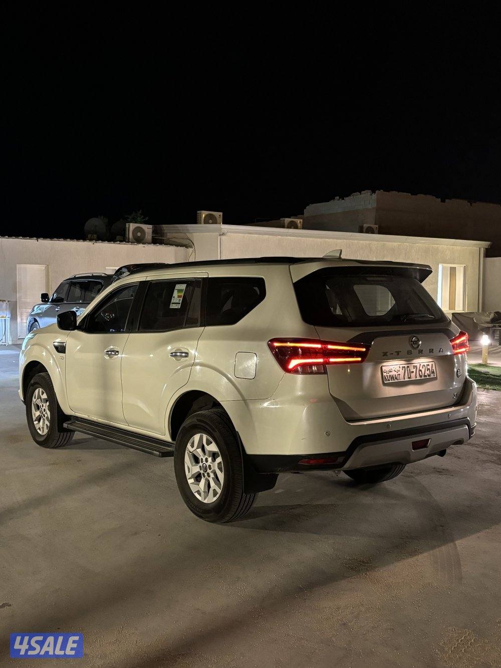 للبيع نيسان اكستيرا1
