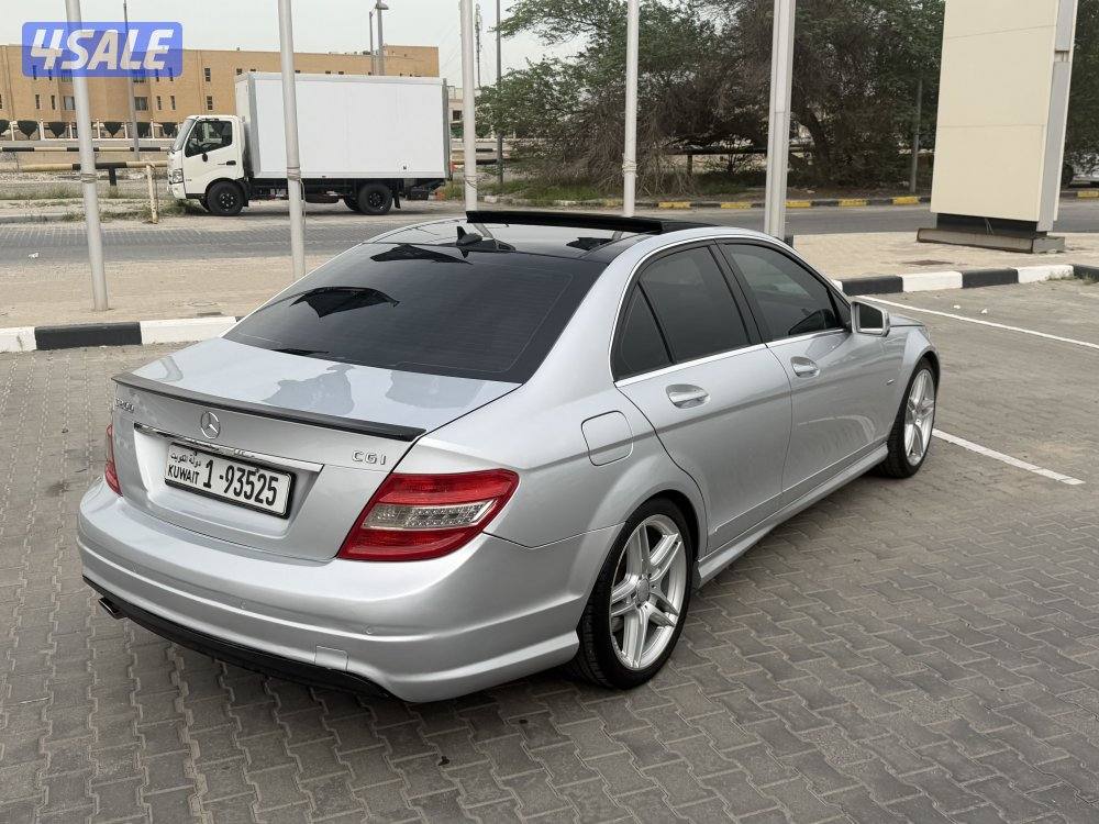 البيع مرسيدس موديل 20111