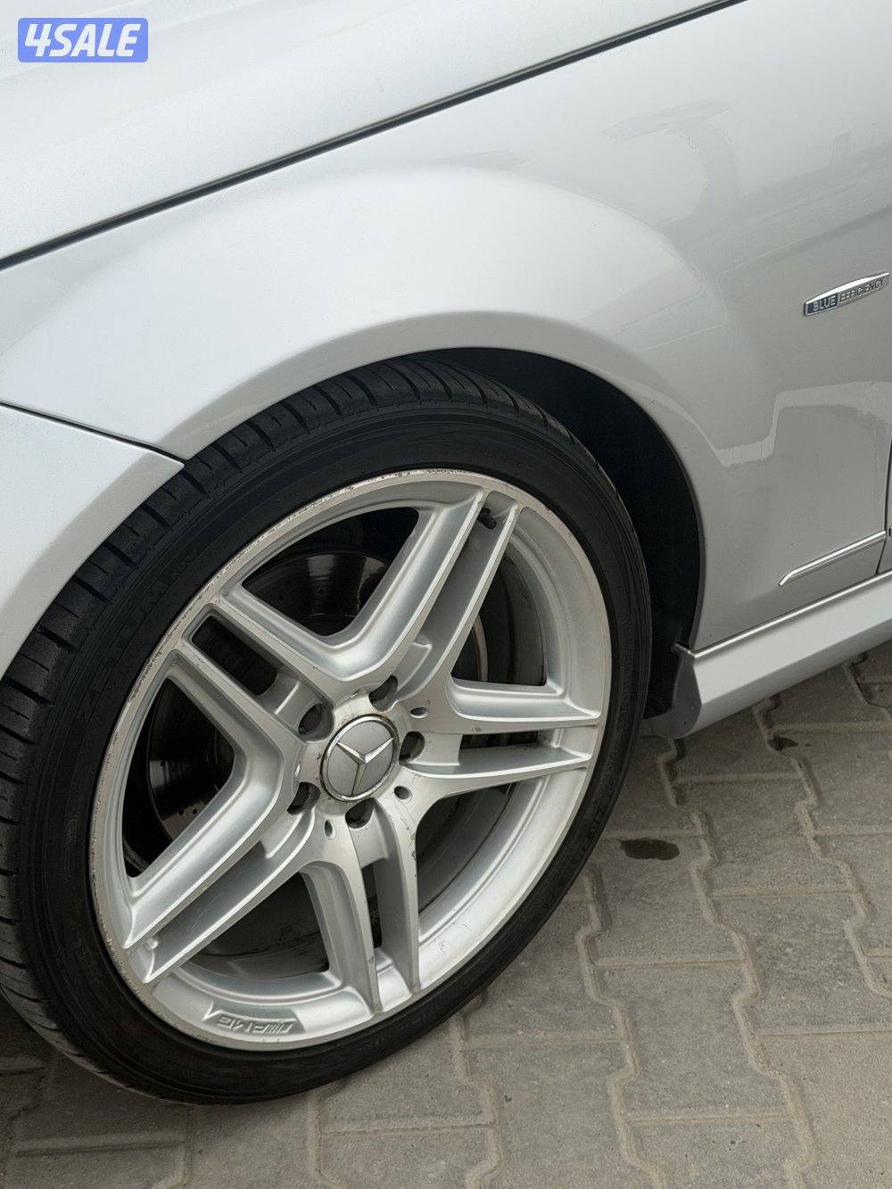 البيع مرسيدس موديل 20116