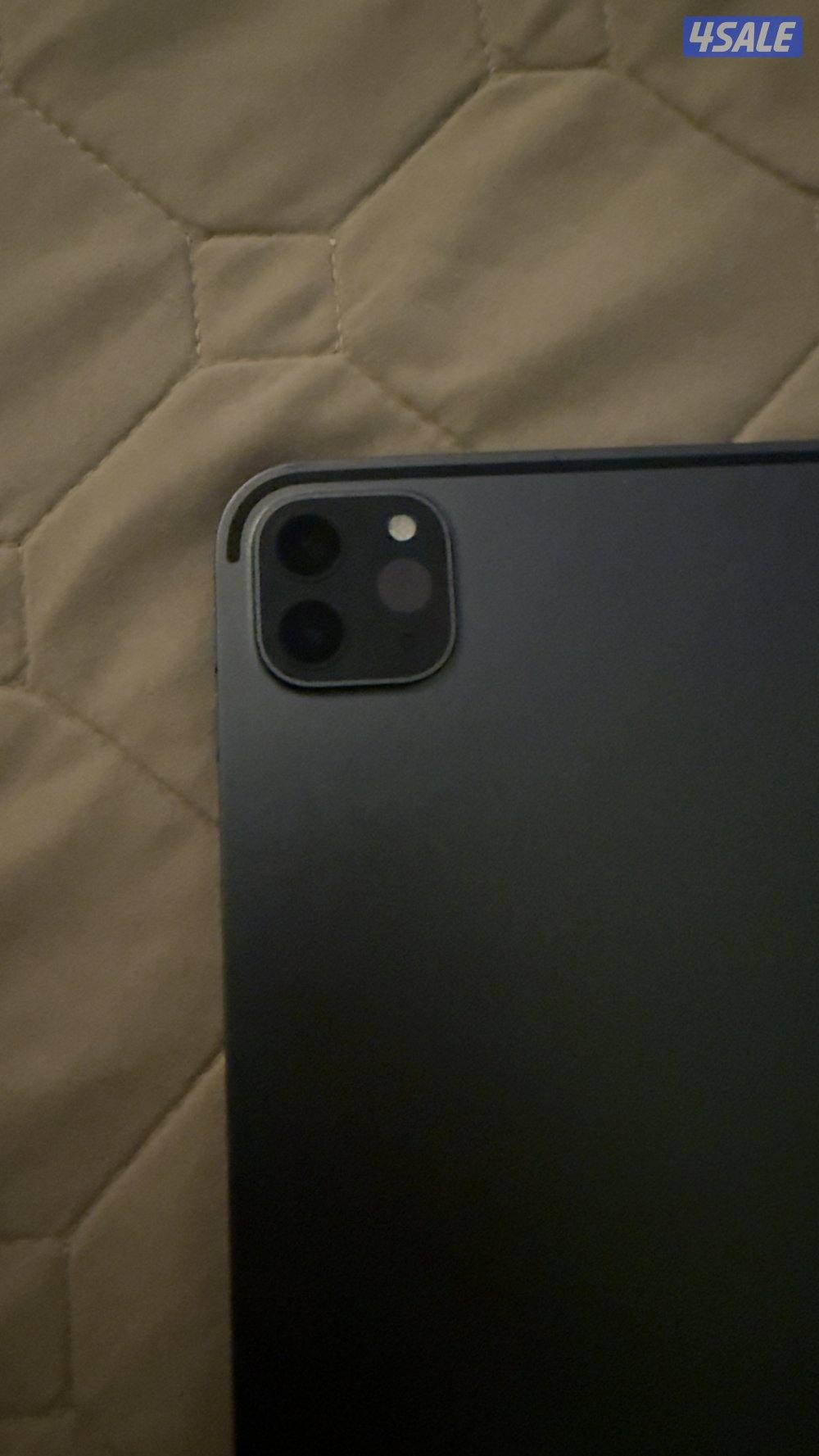 ايباد برو M1 قوي جداً 11inch Wi-Fi +  0 خدوش Cellular version1