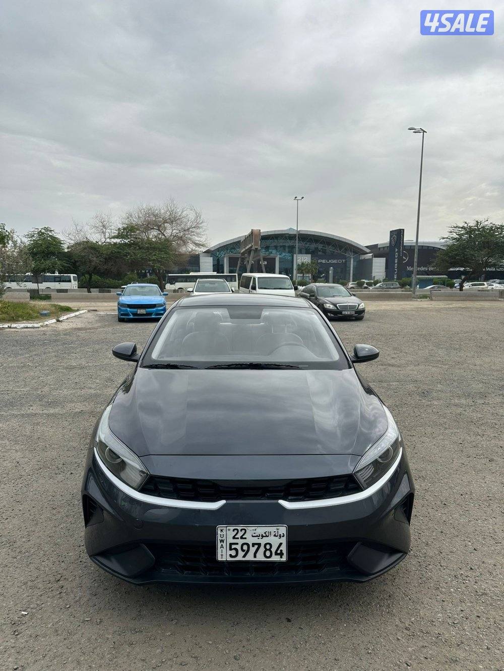 البيع صالون كياً سورنتو طراز 20240