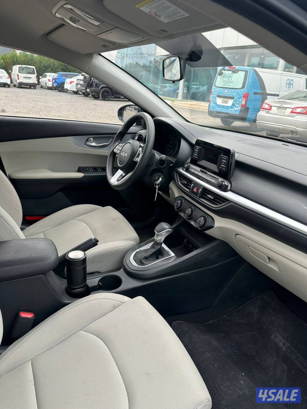 البيع صالون كياً سورنتو طراز 20247