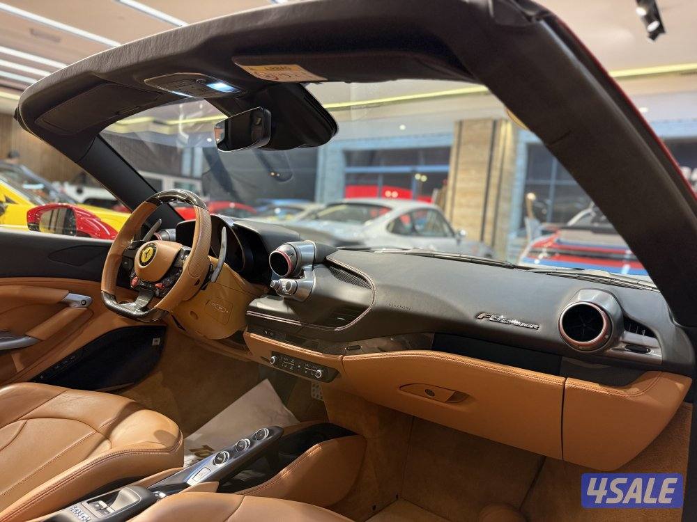 Ferrari /// F8 /// SPIDER /// 202211
