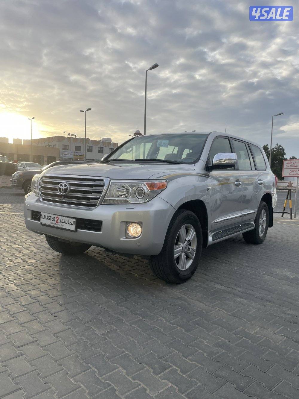 للبيع لاند كروزر VXR موديل 2015 صبغ الوكاله1