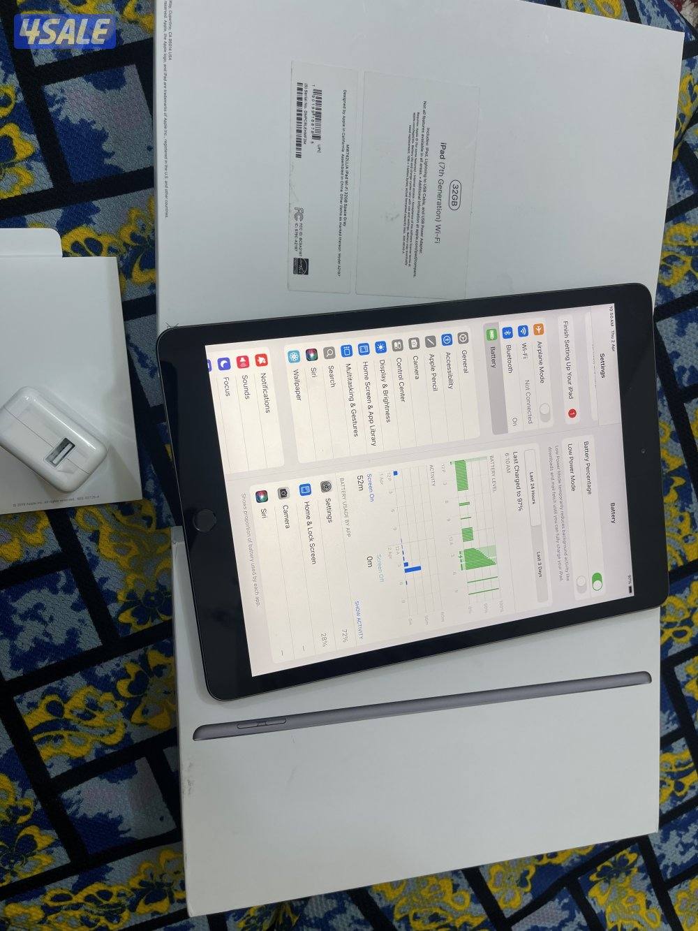 ايباد ابل 7 السابع 32 قيقا نظيف جدا بطارية 95 مع الاغراض كامله الكرتون2