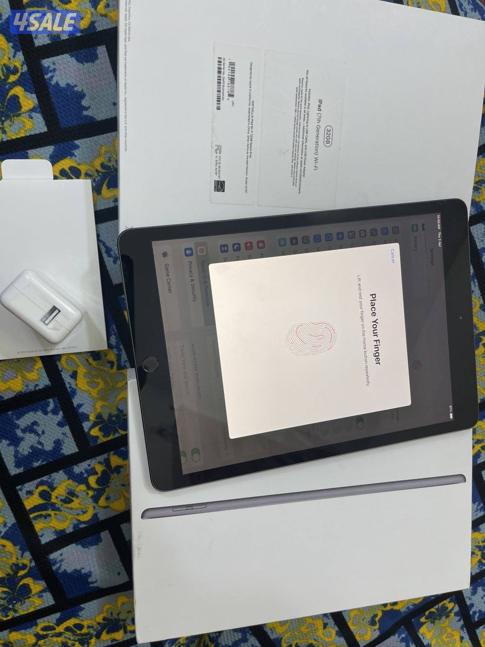ايباد ابل 7 السابع 32 قيقا نظيف جدا بطارية 95 مع الاغراض كامله الكرتون5
