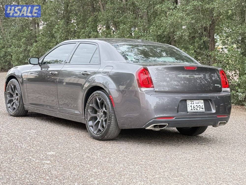 كرايزلر c300 s عداد 85 بحالة الوكاله2